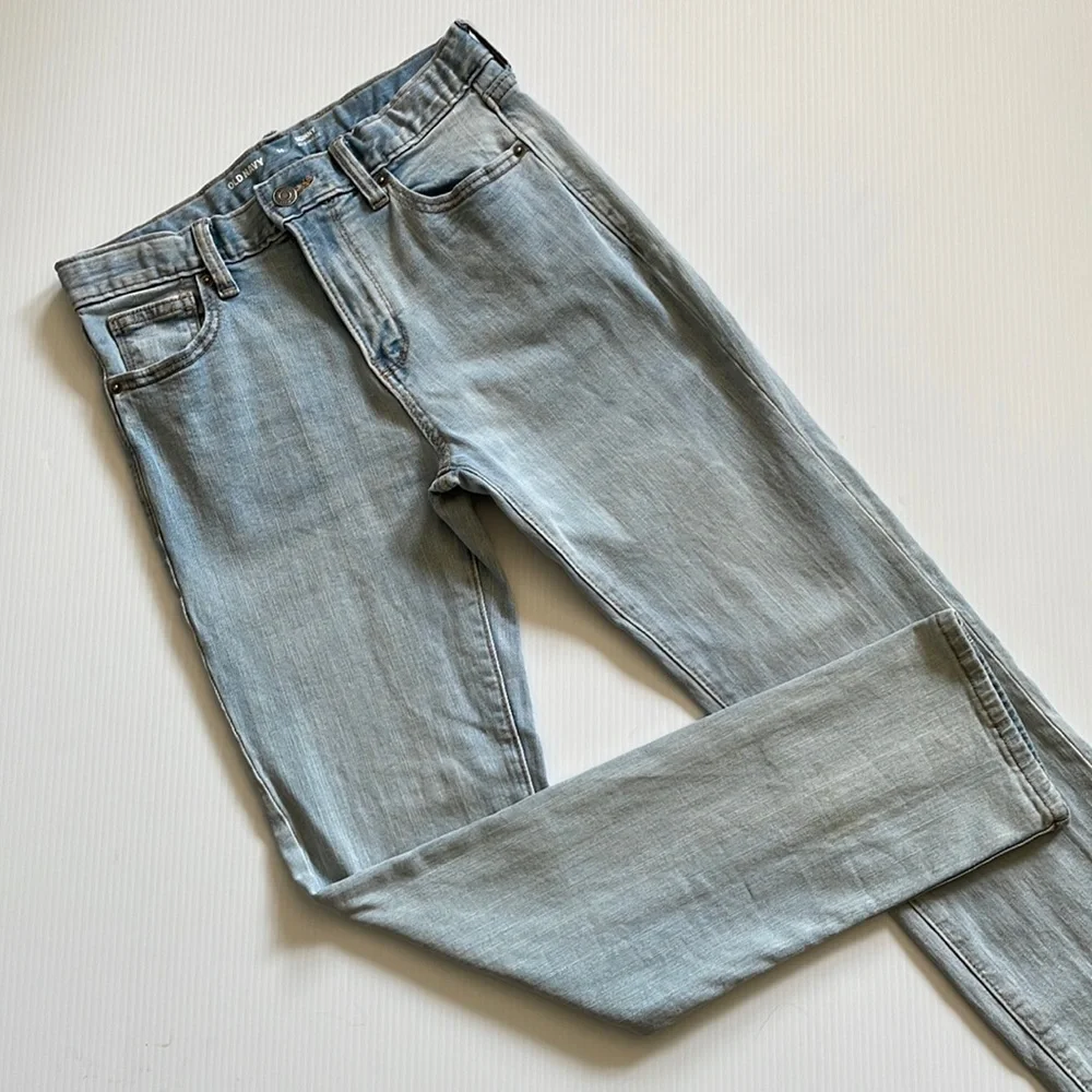Old Navy light wash skinny Jean with built in flex. Size 14